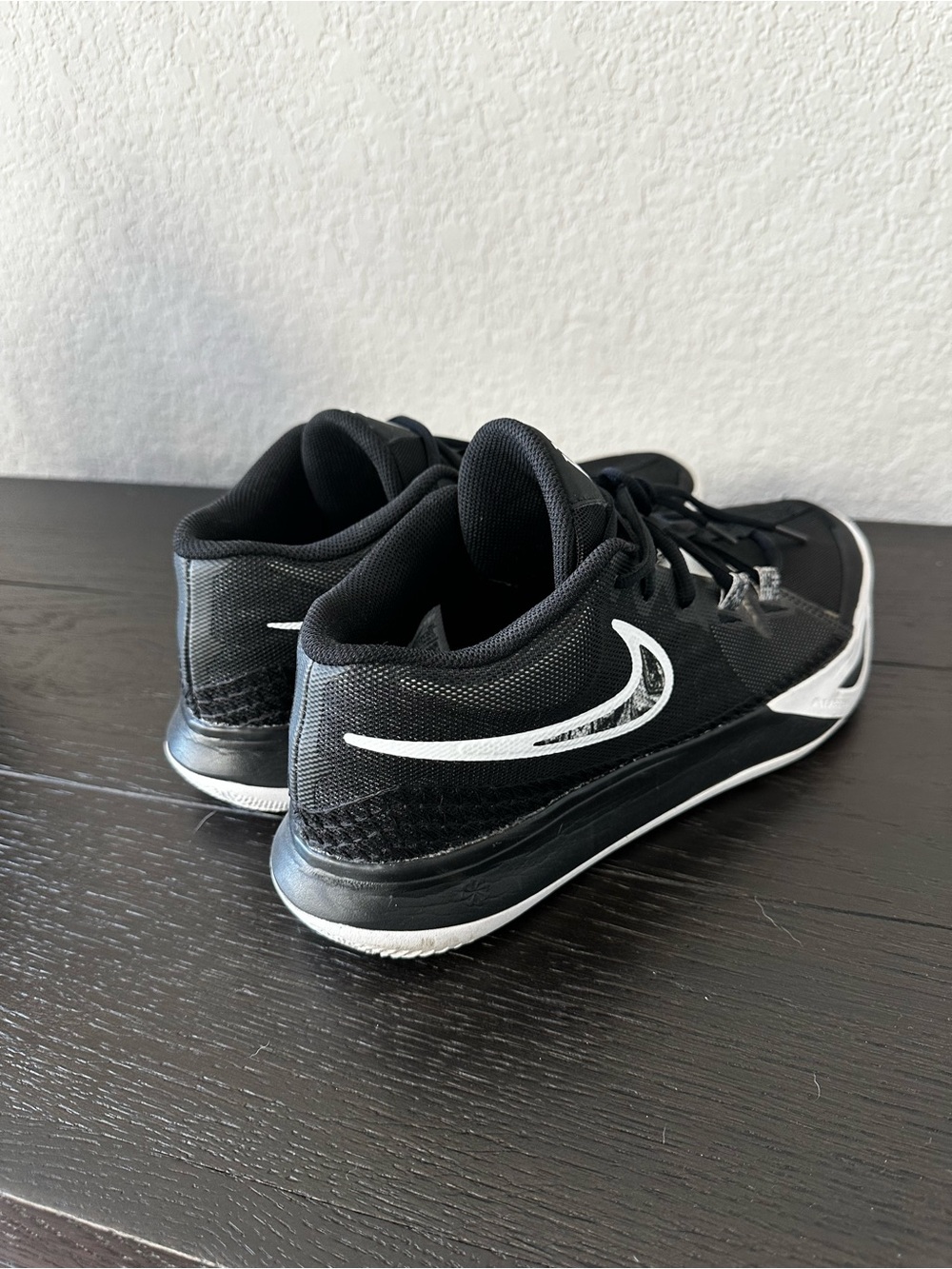 Nike Kyrie 6 Flytrap men’s basketball shoes black size 11 - Picture 2 of 5